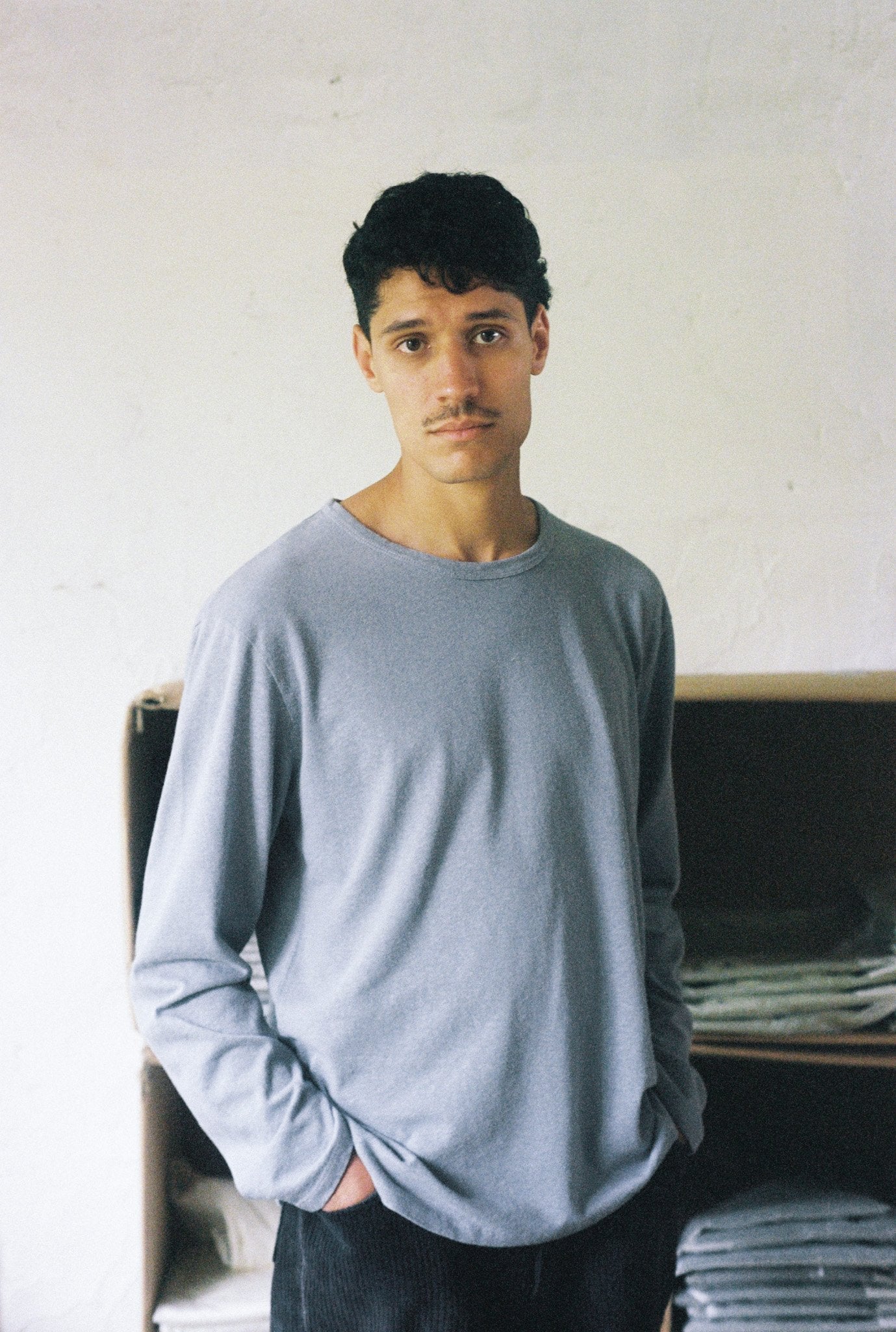 fig. 6 : The Long Sleeve T-shirt | THE BEIGE STORE